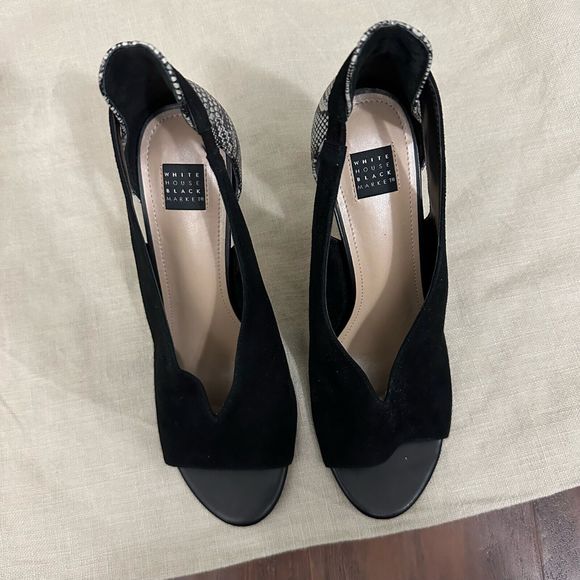 NWOB WHITE HOUSE BLACK MARKET Grace Suede Snake Embossed Open Toe Pumps - Picture 7 of 11